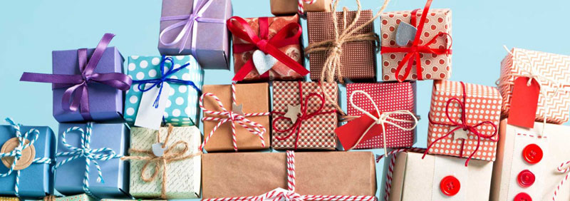 Banner of gift-wrapped boxes (Getty)